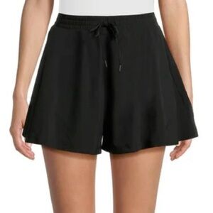 AVIA size L flowy run shorts